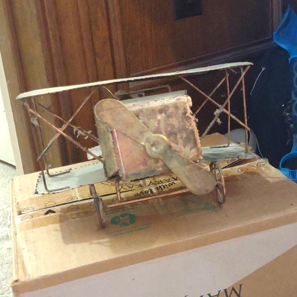 Vintage brass airplane musical - Picture 10 of 10